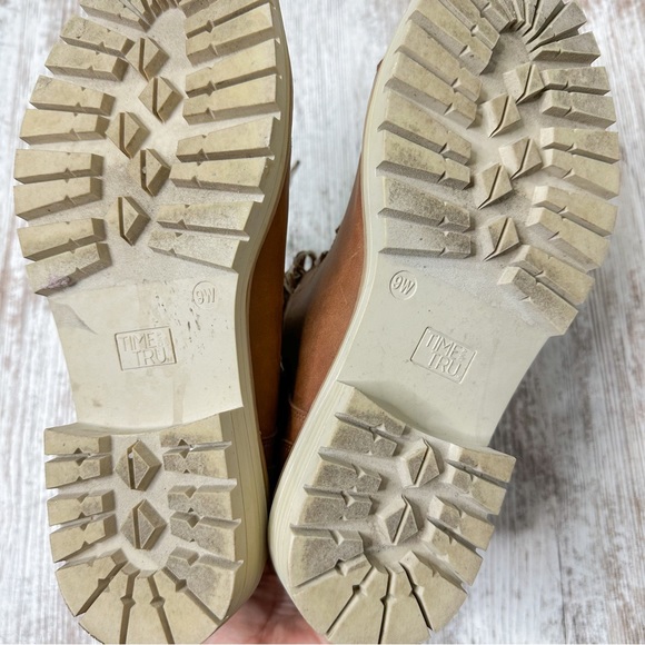 Time & Tru Brown Faux Fur Trim Hiker Boots Size 9 - Picture 6 of 6